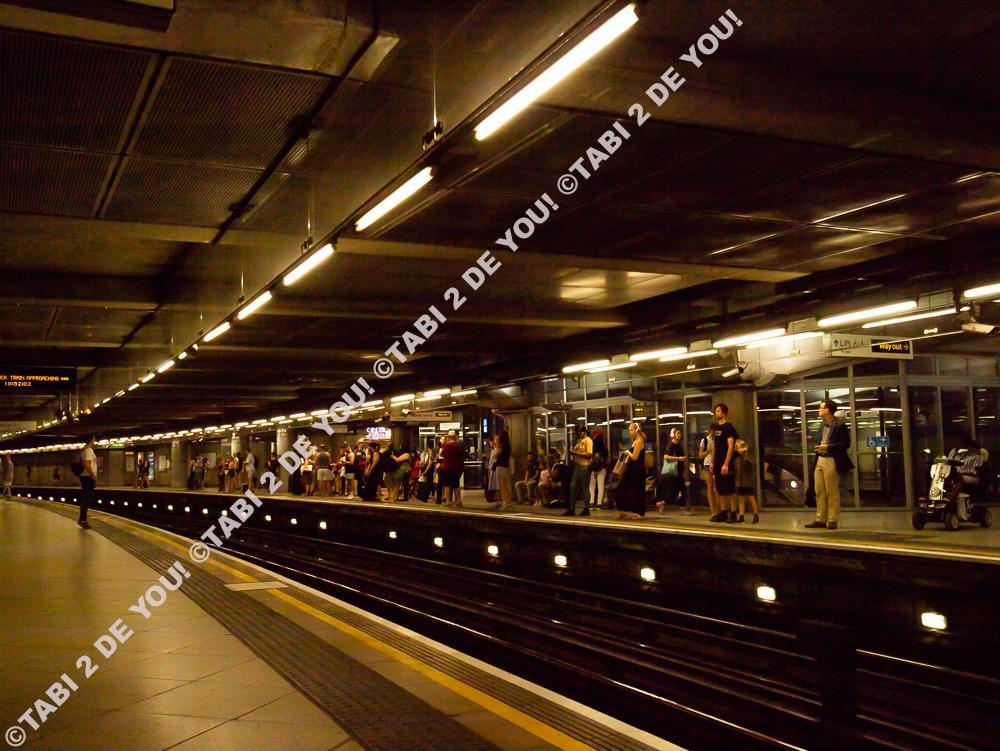 ロンドン　地下鉄 Tube